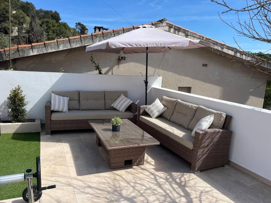 Lux Spa 2 Barcelona Vallirana Exterior foto